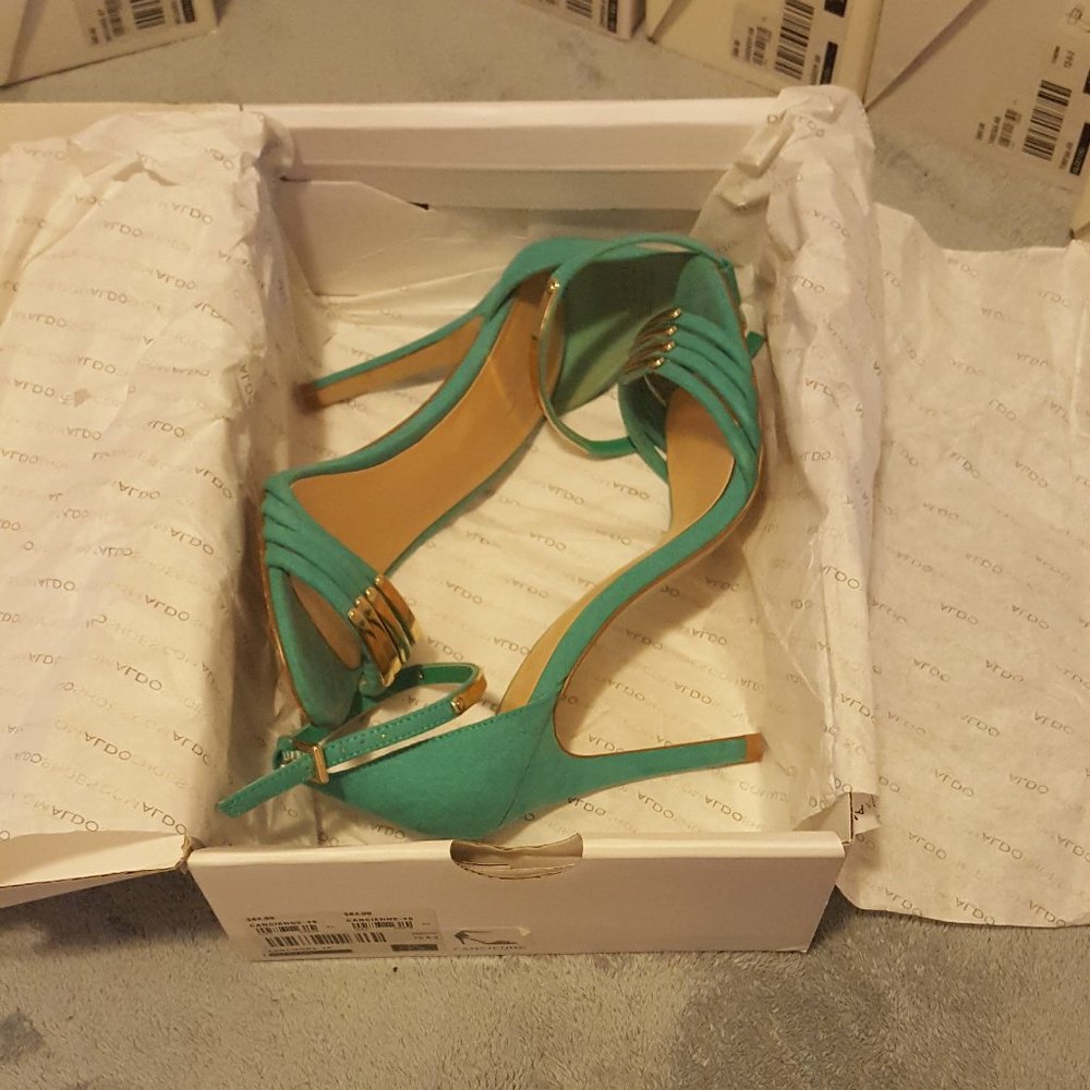Aldo Cancienne Women's Size 7.5 Light Teal Suede Stiletto Sandals